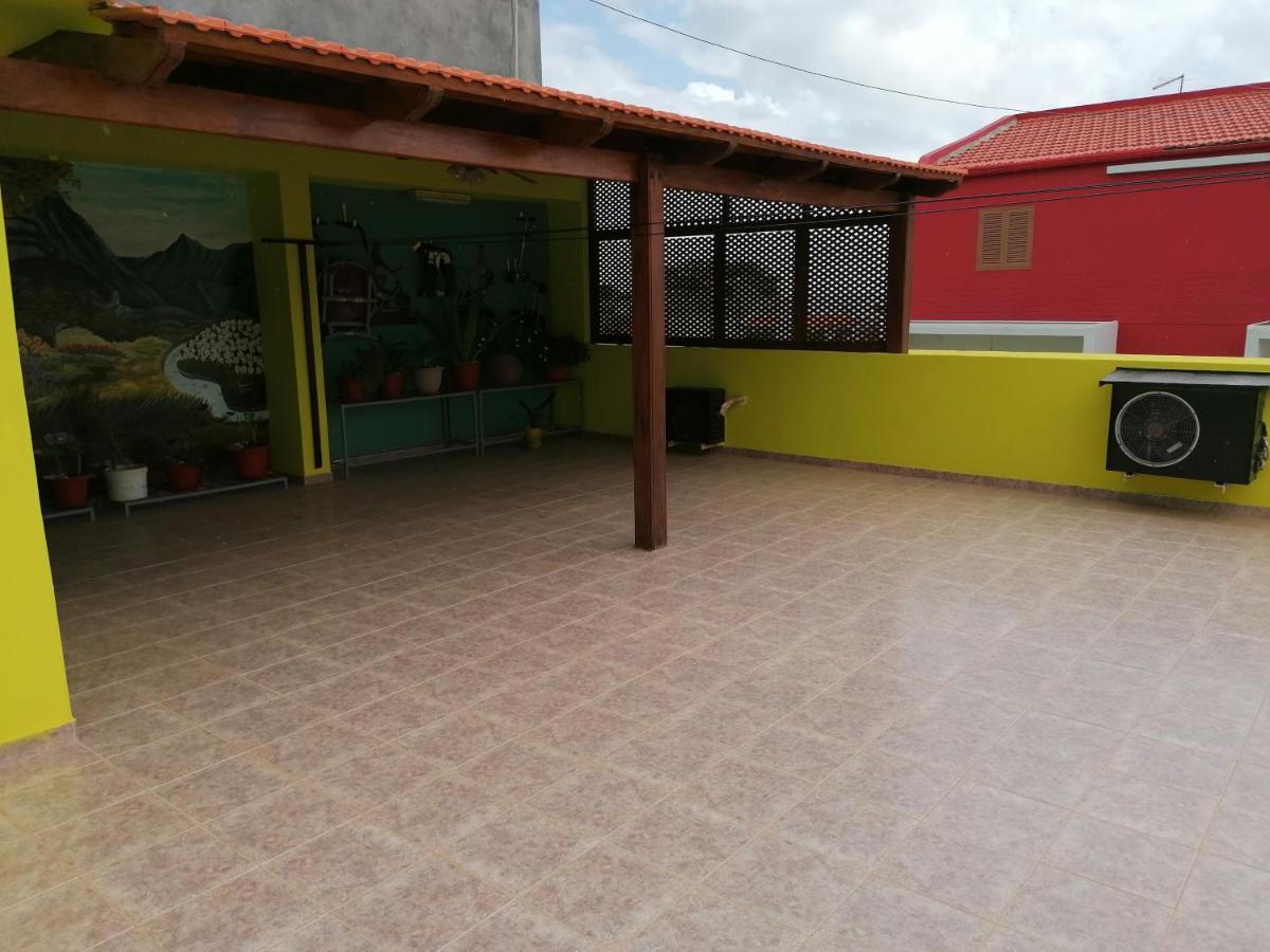 Residencial Chez Flor Daire Porto Novo Dış mekan fotoğraf