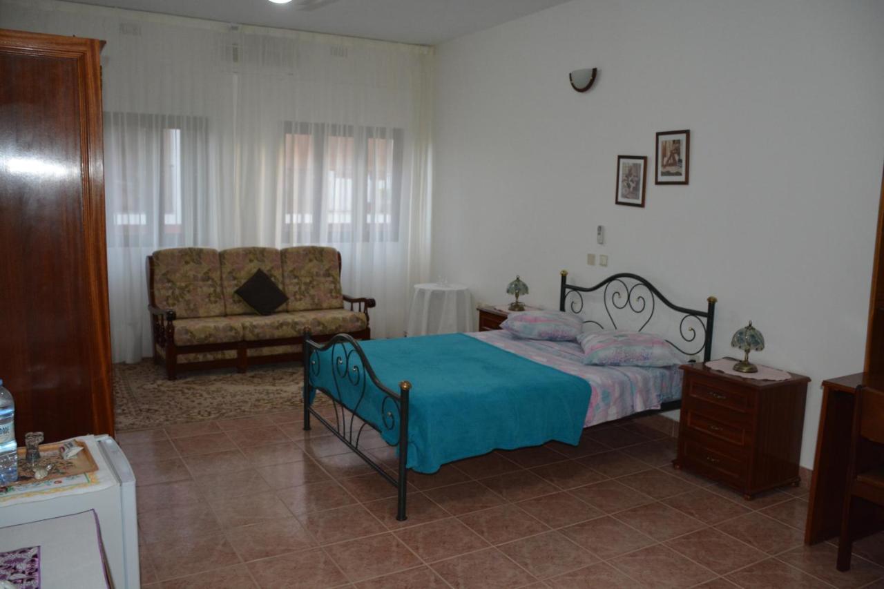 Residencial Chez Flor Daire Porto Novo Dış mekan fotoğraf
